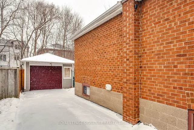 Additional image 34 of 72 De Quincy Blvd