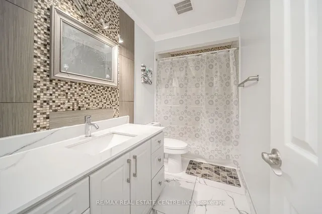 Additional image 21 of 88 Nottawasaga Cres