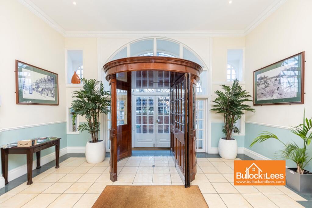 Additional image 13 of Burlington Mansion, Boscombe Spa, stunning flat