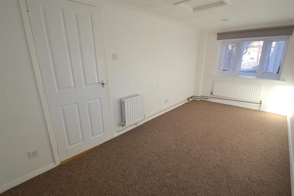 Additional image 14 of Beuzeville Avenue, Hailsham