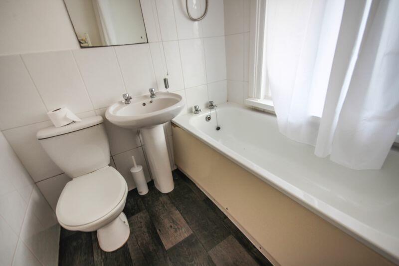 Additional image 9 of Detached Four Bedroom Student House, Winton