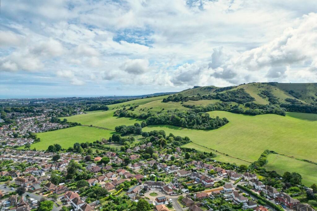 Additional image 16 of Wannock Avenue, Eastbourne, BN20