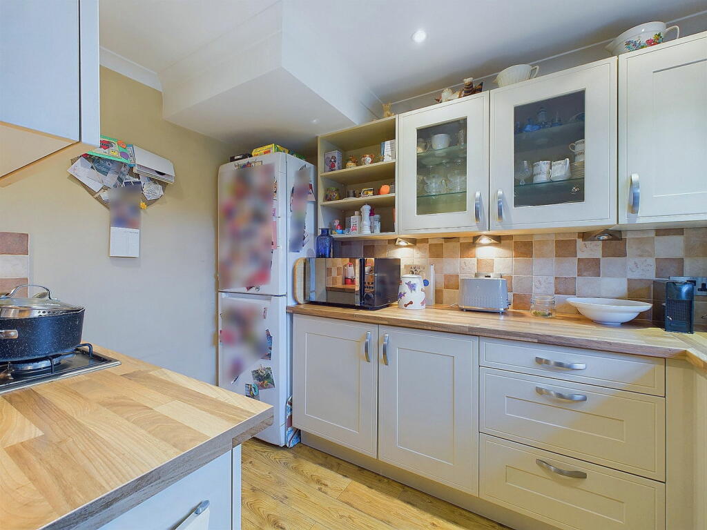 Additional image 7 of Willow Crescent, Worthing, BN13