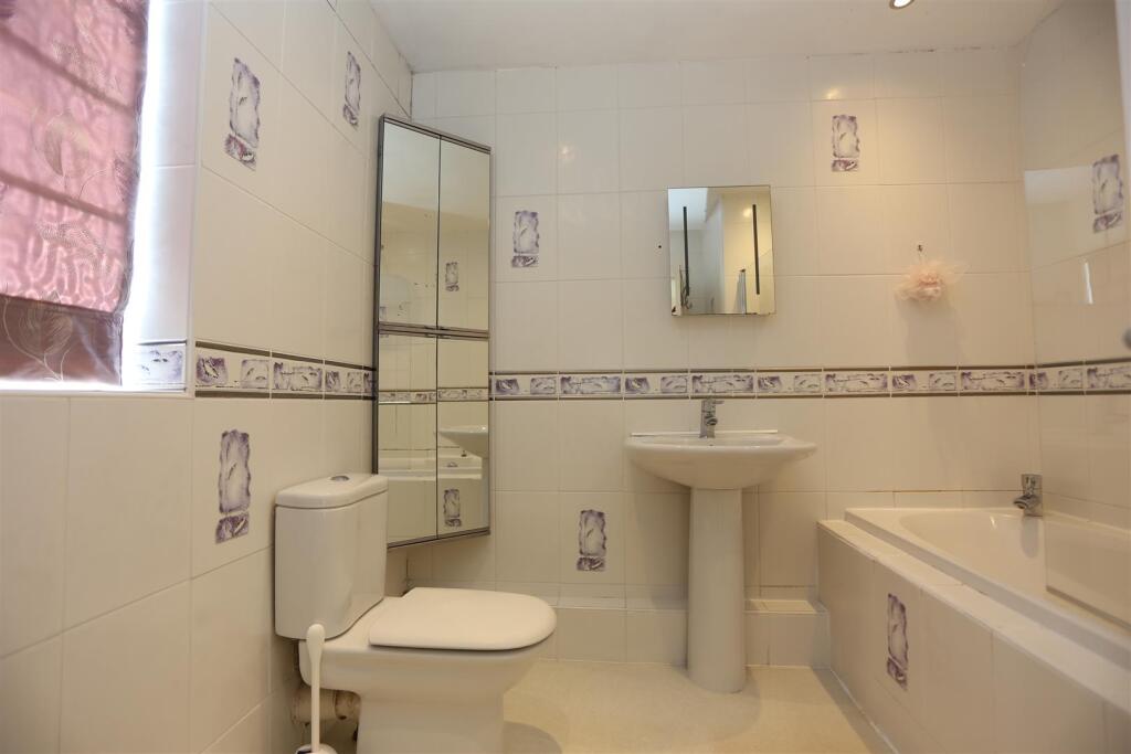 Additional image 23 of Ash Close, Hove