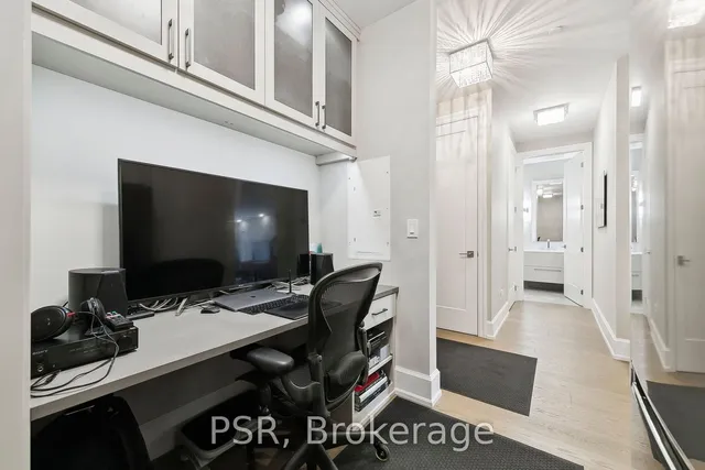 Additional image 7 of 1441 Elgin St Unit 402