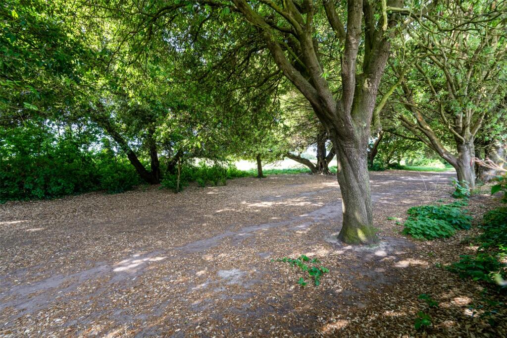 Additional image 15 of Midhurst Drive, Goring By Sea, West Sussex, BN12