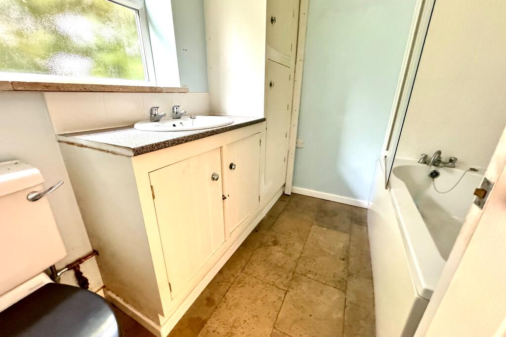 Additional image 12 of HARMANS CROSS