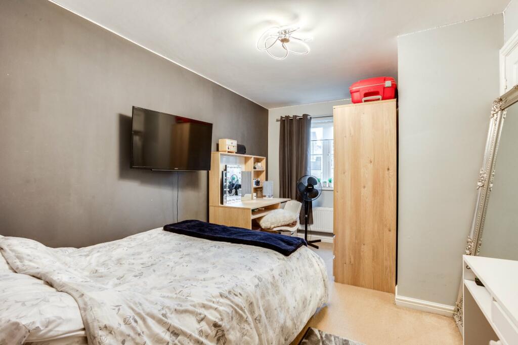 Additional image 10 of Hawthorn Lane, Cleckheaton, BD19