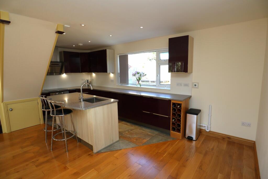 Additional image 10 of Insley Crescent, Broadstone, Dorset, BH18