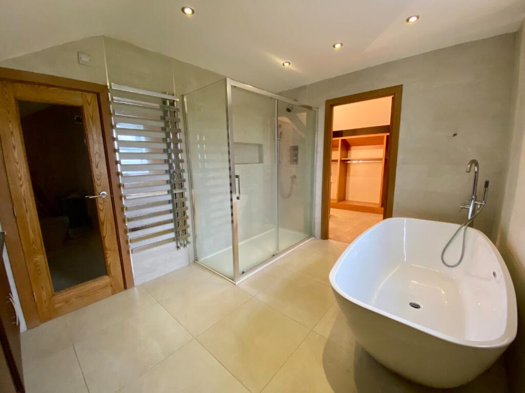 Additional image 25 of Morris Fold Barn, Slack Fold Lane, Farnworth, Bolton, Lancashire, BL4 0LJ