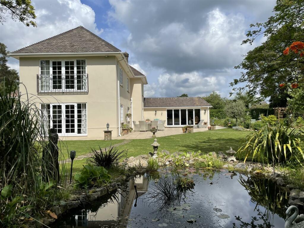 Additional image 24 of Lone Pine Drive, West Parley