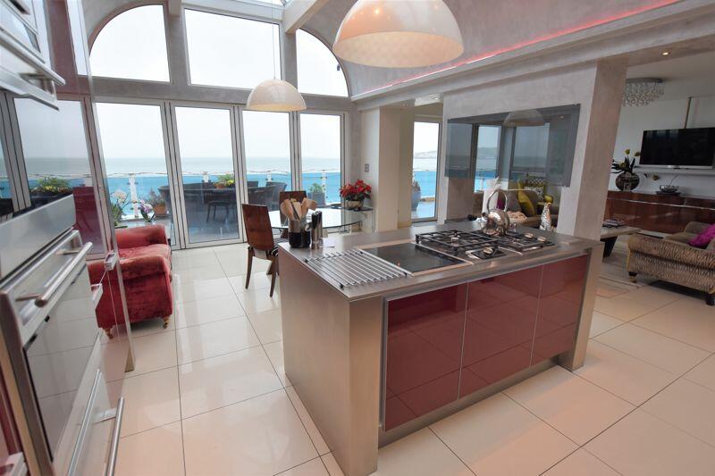 Additional image 4 of STUNNING BEACH HOUSE