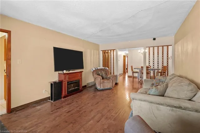 Additional image 11 of 243 Green Rd