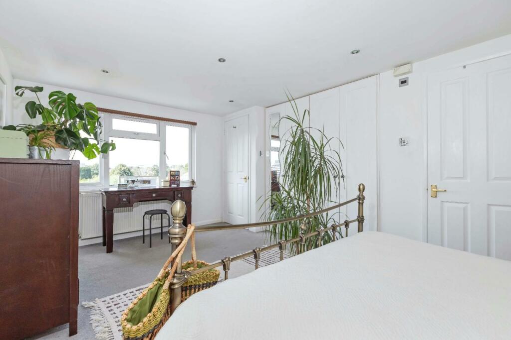 Additional image 19 of Victoria Road, Shoreham-By-Sea