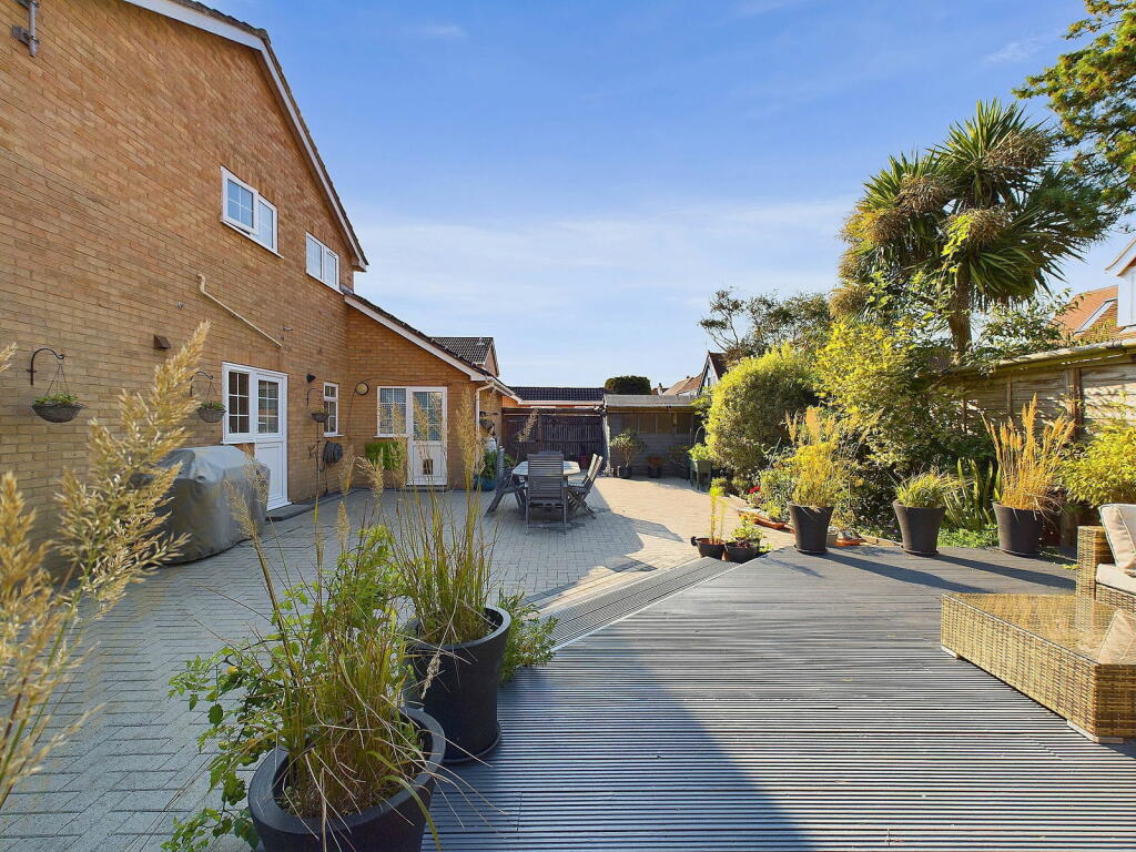 Additional image 28 of Albany Close, Worthing, BN11