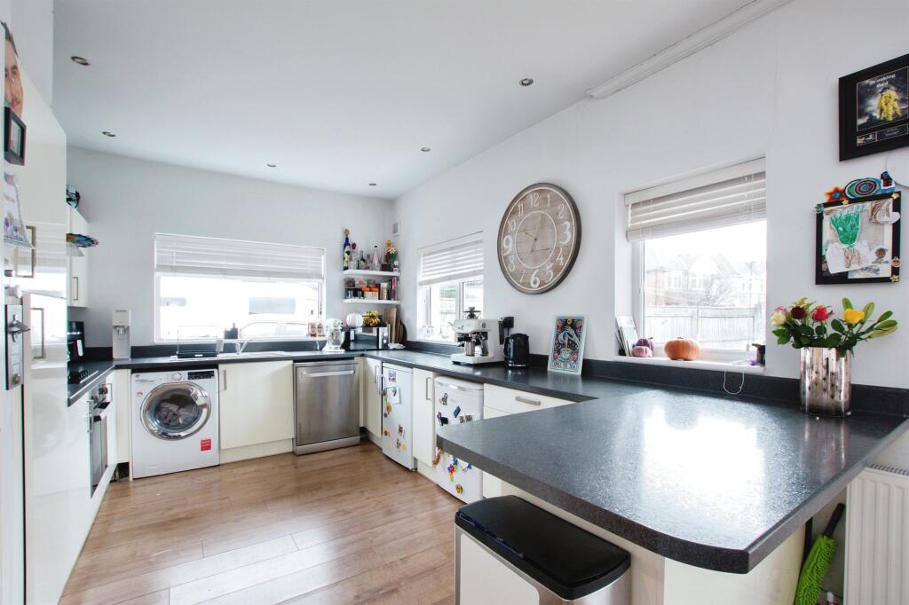 Additional image 5 of Chigwell Road, BOURNEMOUTH