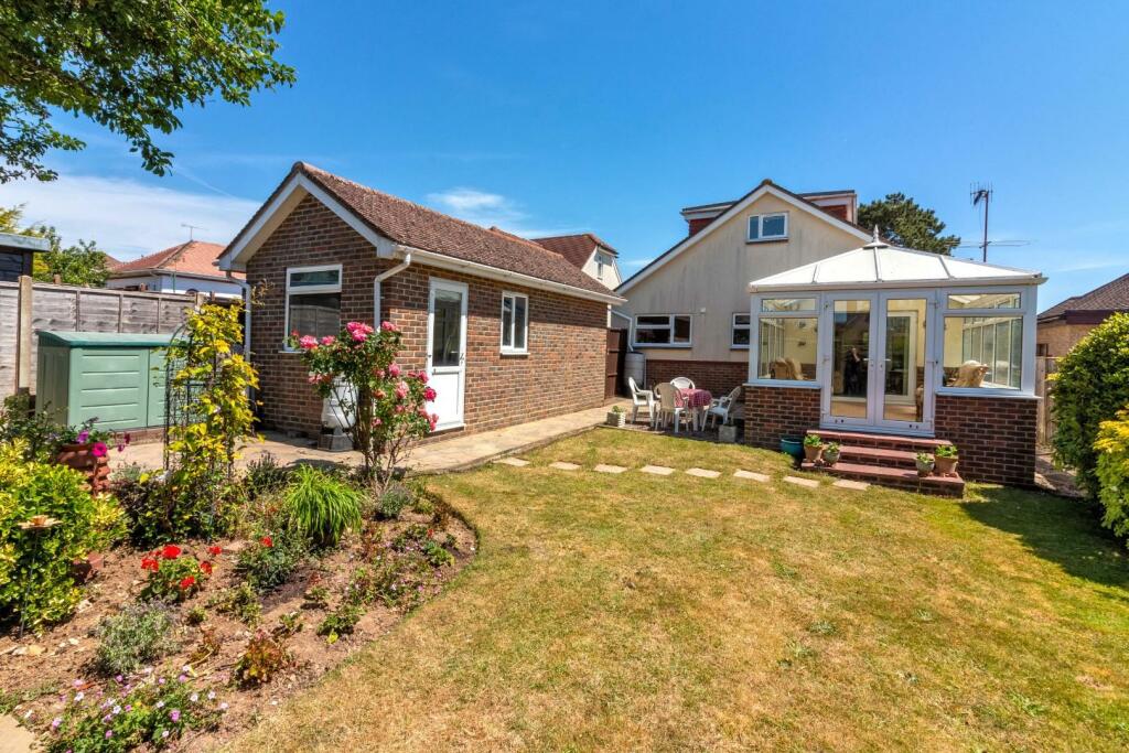 Additional image 18 of Griffiths Avenue, Lancing