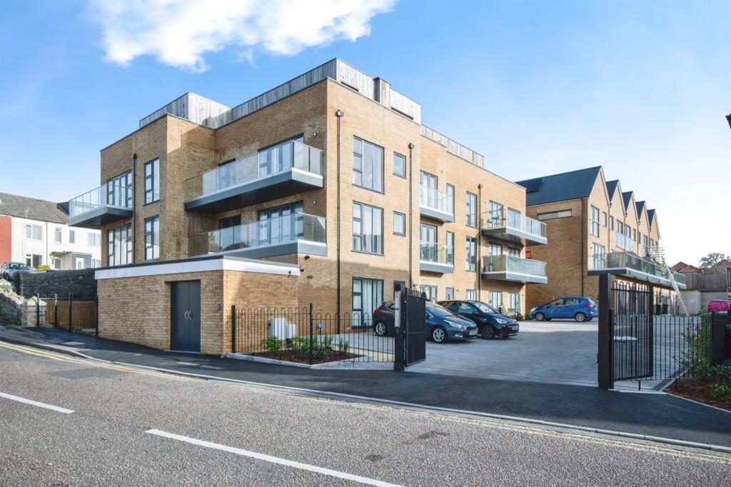 Castle Road, BOURNEMOUTH