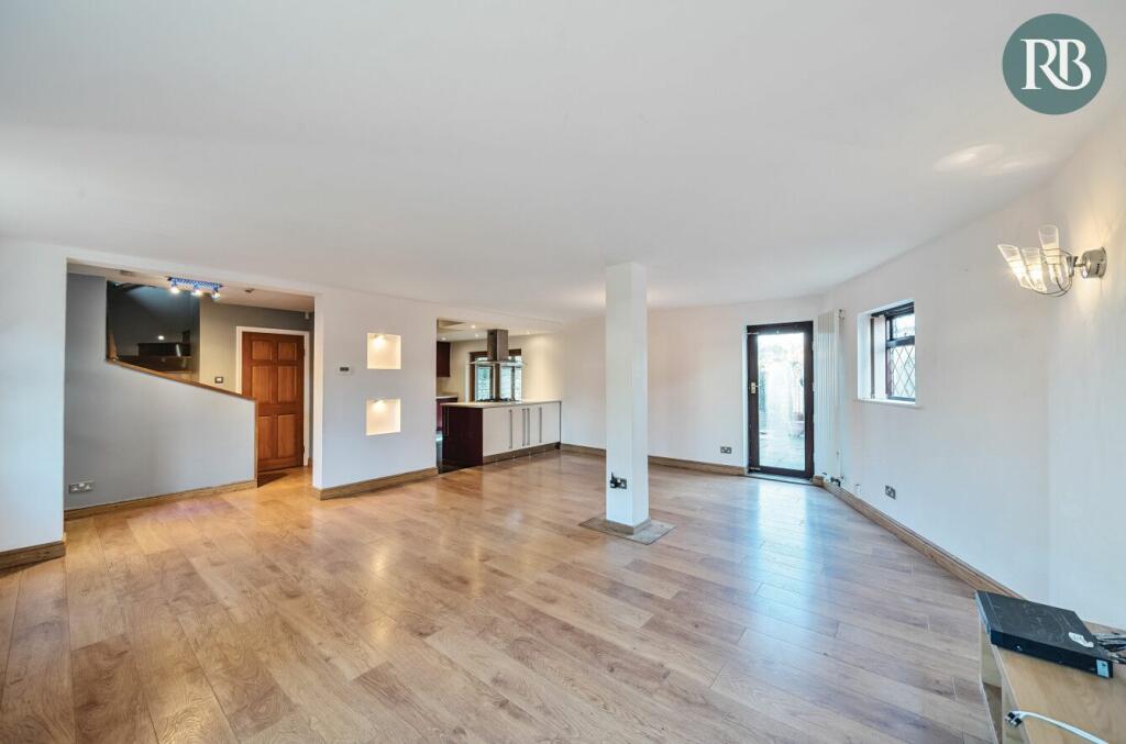 Additional image 4 of The Gardens, Southwick, BN42 4AQ