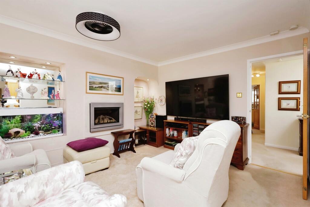 Additional image 4 of Lucinda Way, Seaford