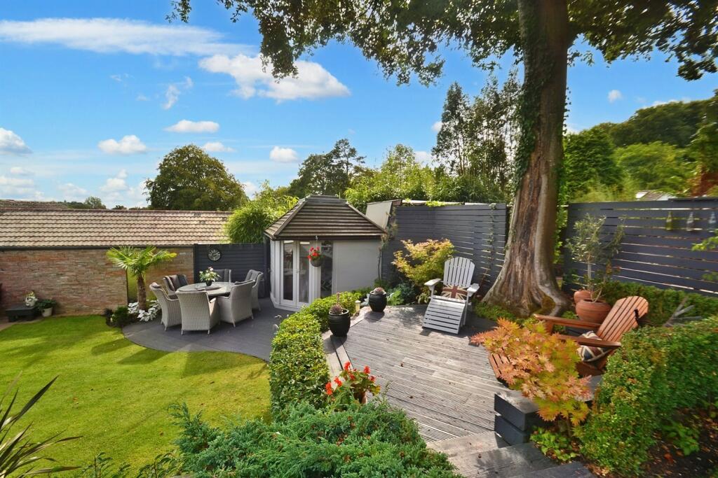 Additional image 34 of Broadstone