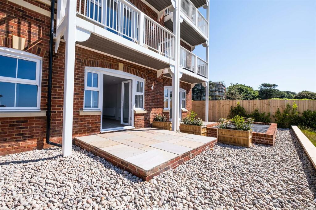 Additional image 22 of West Cliff Gardens, West Cliff, Bournemouth