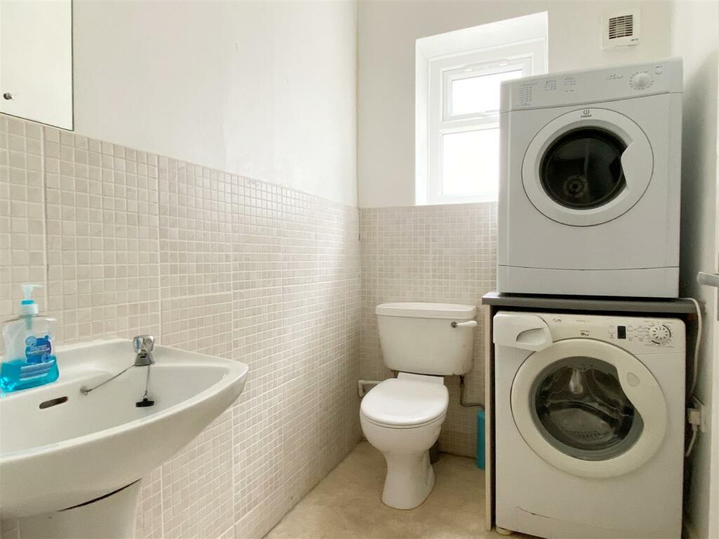 Additional image 19 of London Road - Smart & Spacious