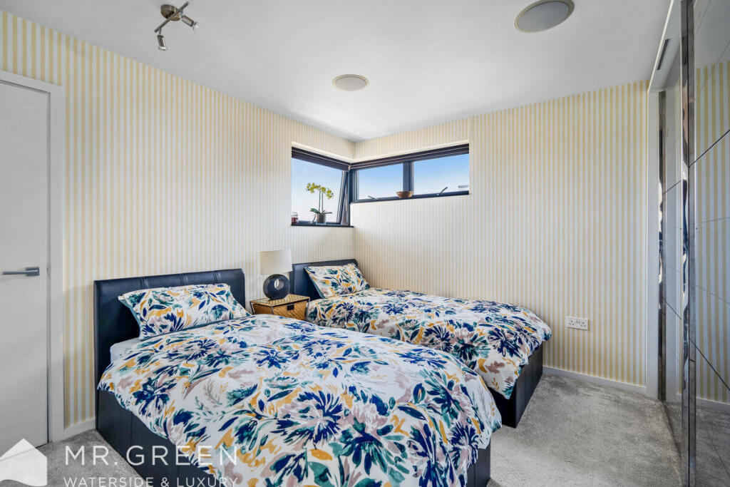 Additional image 19 of Boscombe Overcliff Drive, Dorset, BH5 2DW