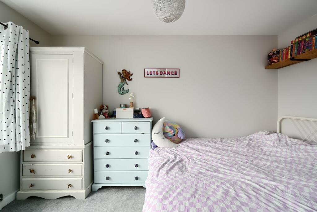Additional image 16 of Falcon Close, Shoreham Beach, West Sussex, BN43