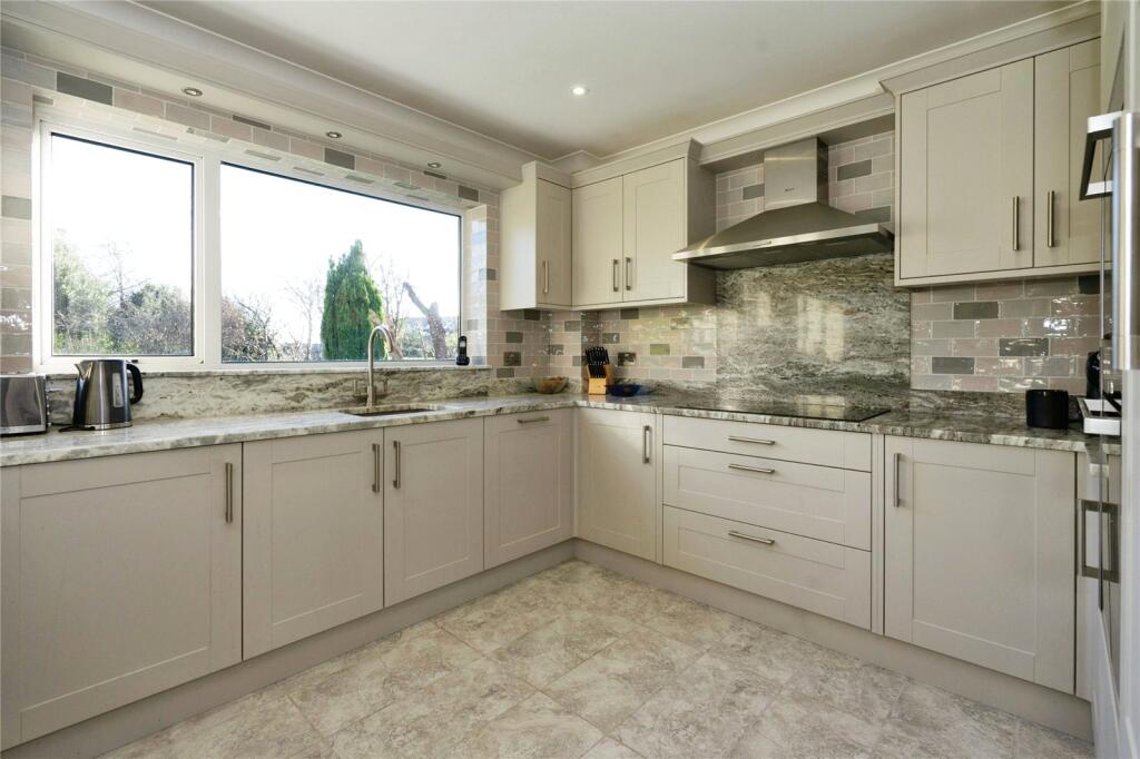 Additional image 11 of Mill Hill, Shoreham-by-Sea, West Sussex, BN43