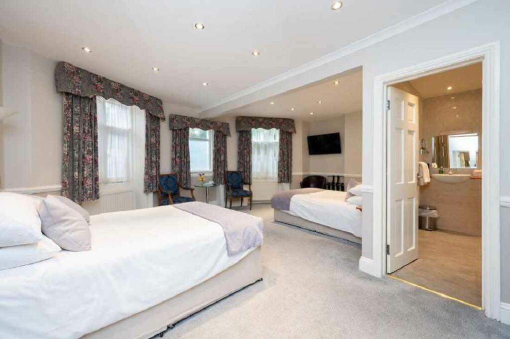 Additional image 6 of S-419706 - Lanes Hotel, 70-72 Marine Parade, Brighton BN2 1AE