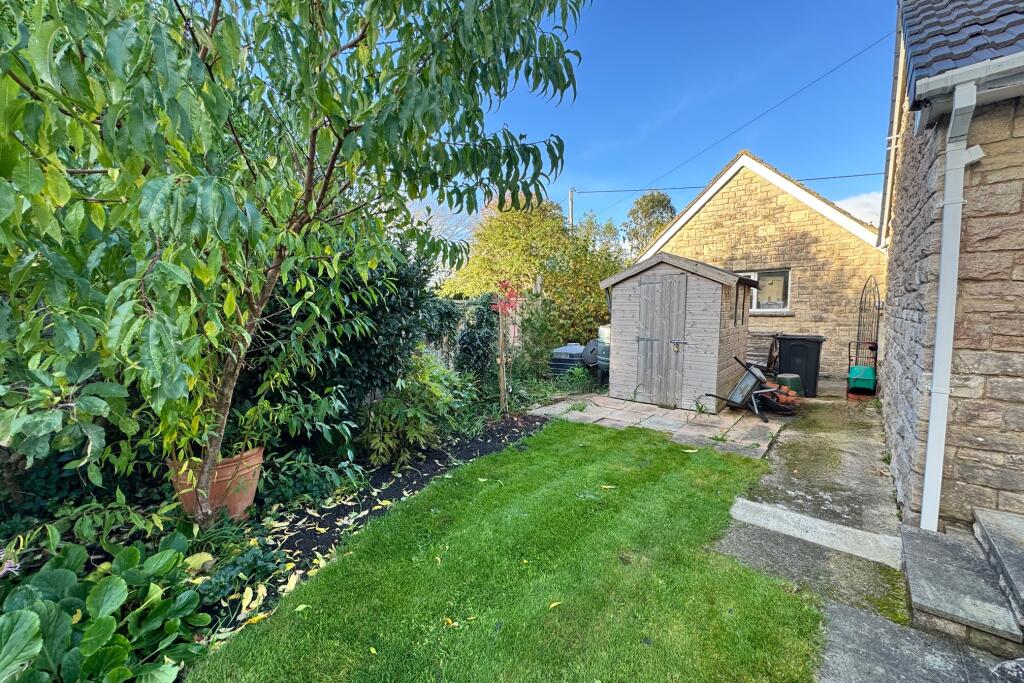 Additional image 14 of HIGHER GARDENS, CORFE CASTLE