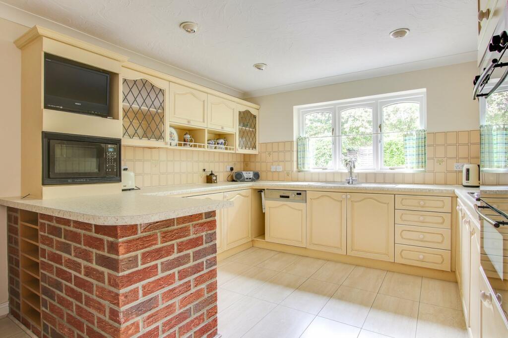 Additional image 7 of Capesthorne, Mudeford, Christchurch, BH23