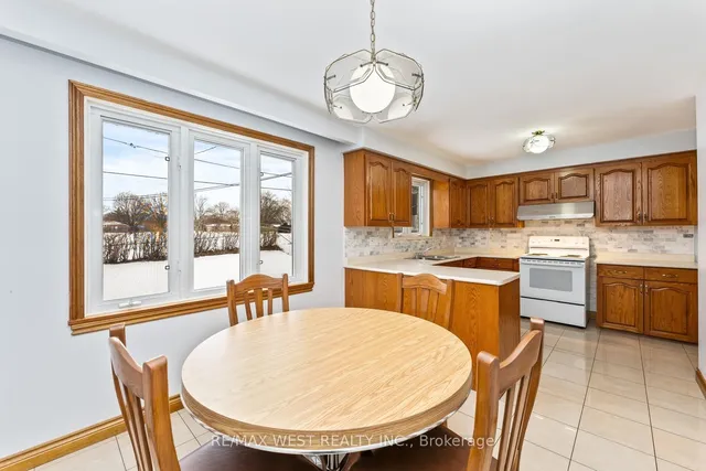 Additional image 12 of 56 Summitcrest Dr