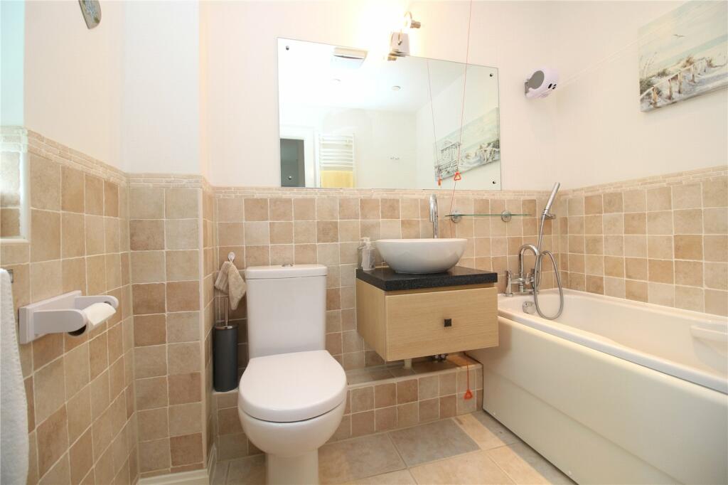 Additional image 6 of Kingfishers Cottages, Southern Lane, Barton On Sea, Hampshire, BH25