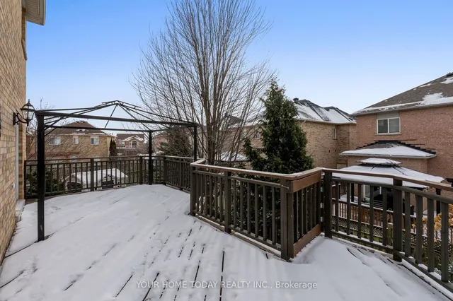 Additional image 28 of 37 Lormel Gate