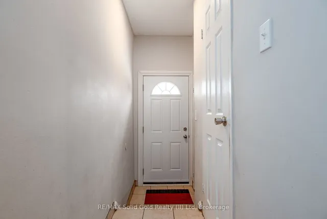 Additional image 7 of 162 Jansen Ave Unit 21