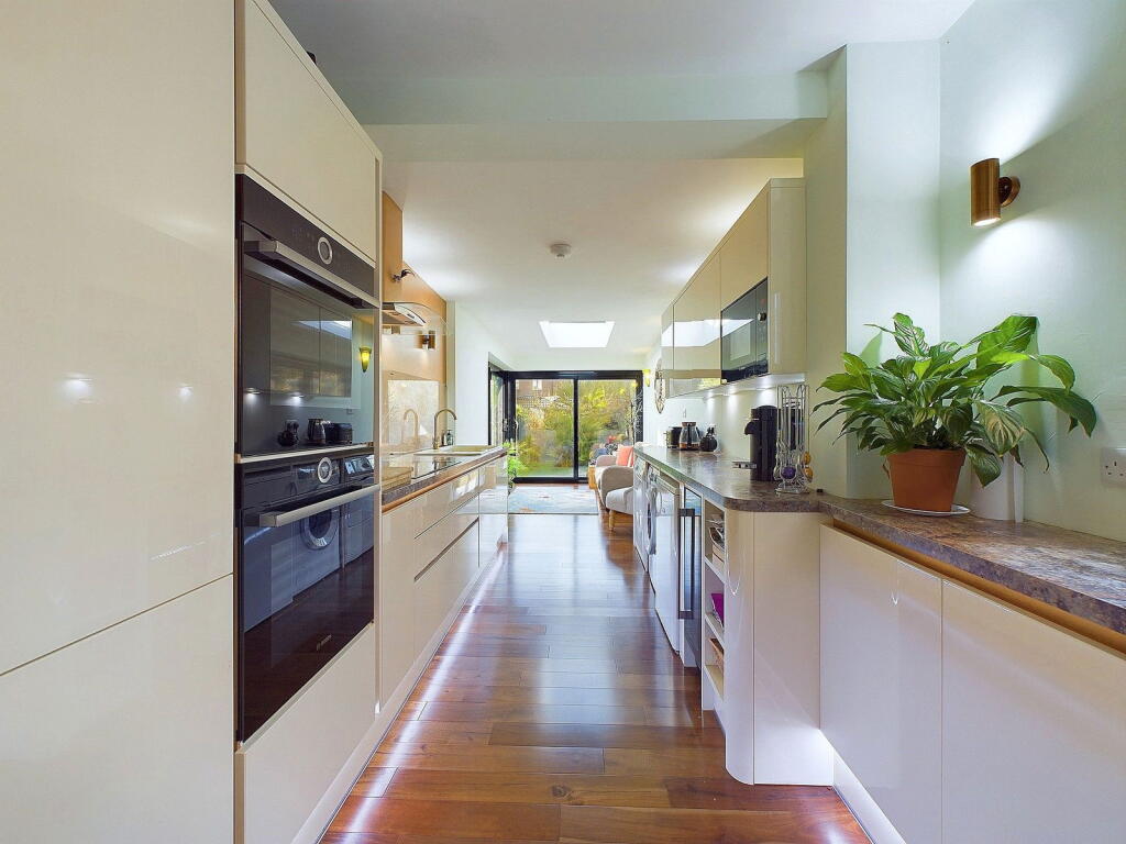 Additional image 3 of Reigate Road, Worthing, BN11