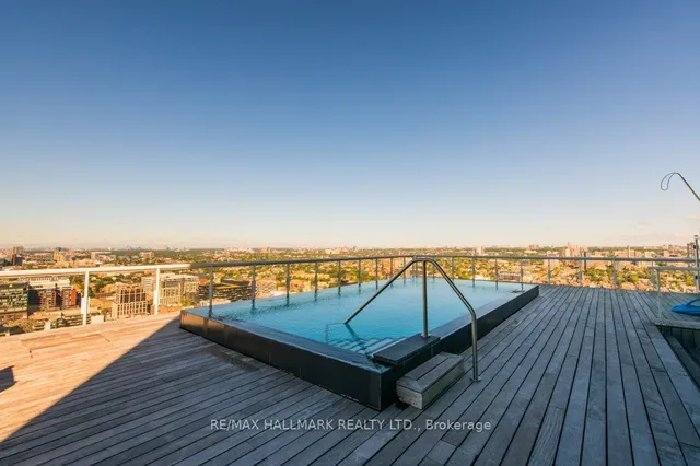 Additional image 19 of 11 Charlotte St Unit 1305