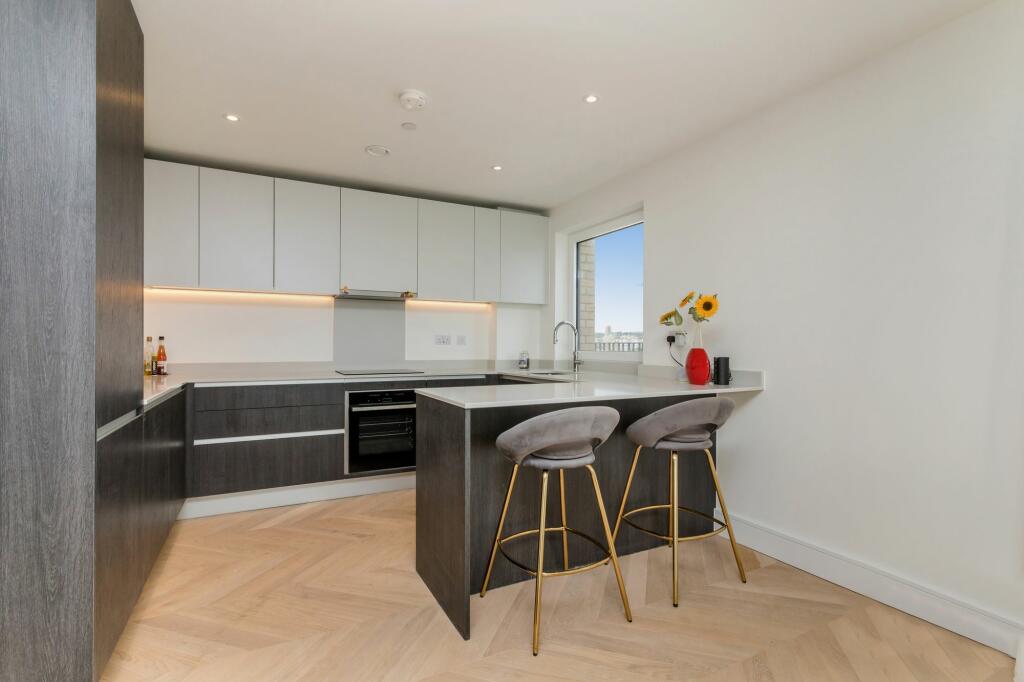 Additional image 4 of AURUM, 189 Kingsway, Hove, BN3