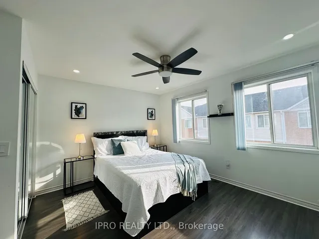 Additional image 21 of 83 Mondeo Dr Unit 293