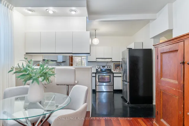 Additional image 8 of 141 Dovercourt Rd