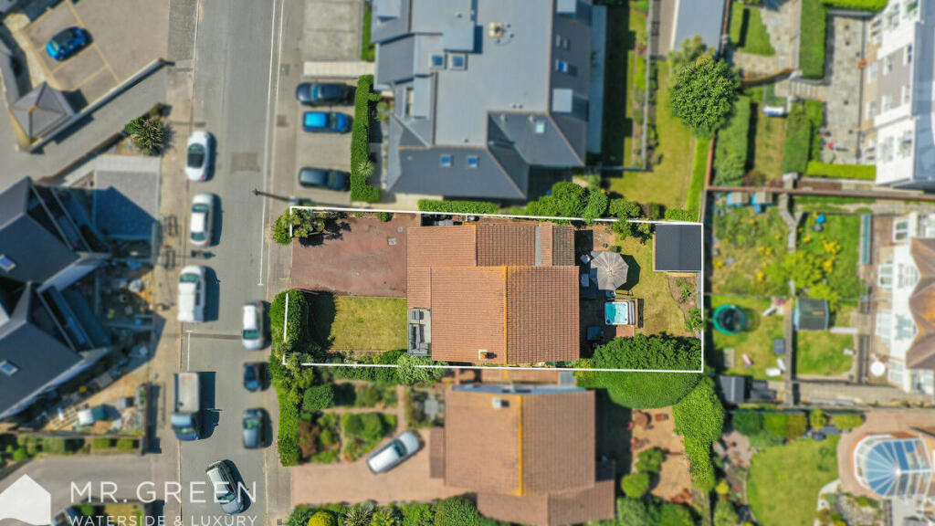 Additional image 31 of Warren Edge Close, Hengistbury Head, Southbourne, Bournemouth, BH6 4AY