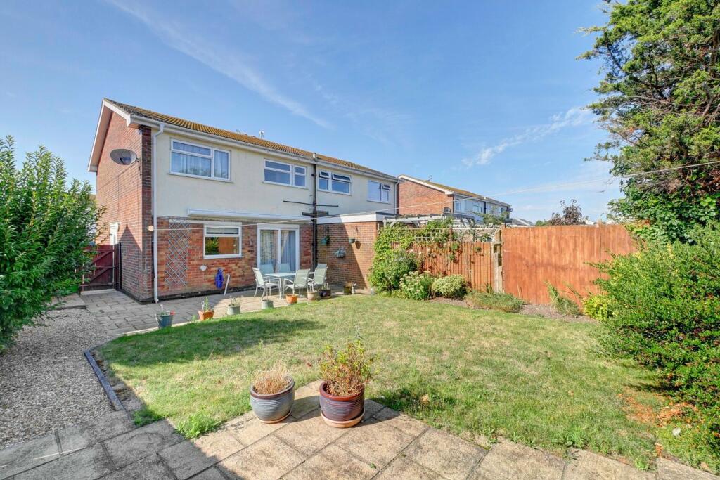 Drake Avenue, Eastbourne, BN23