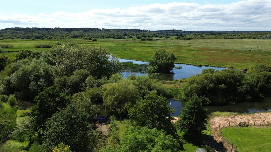 Additional image 29 of Salisbury Road, Winkton, Christchurch, Dorset, BH23