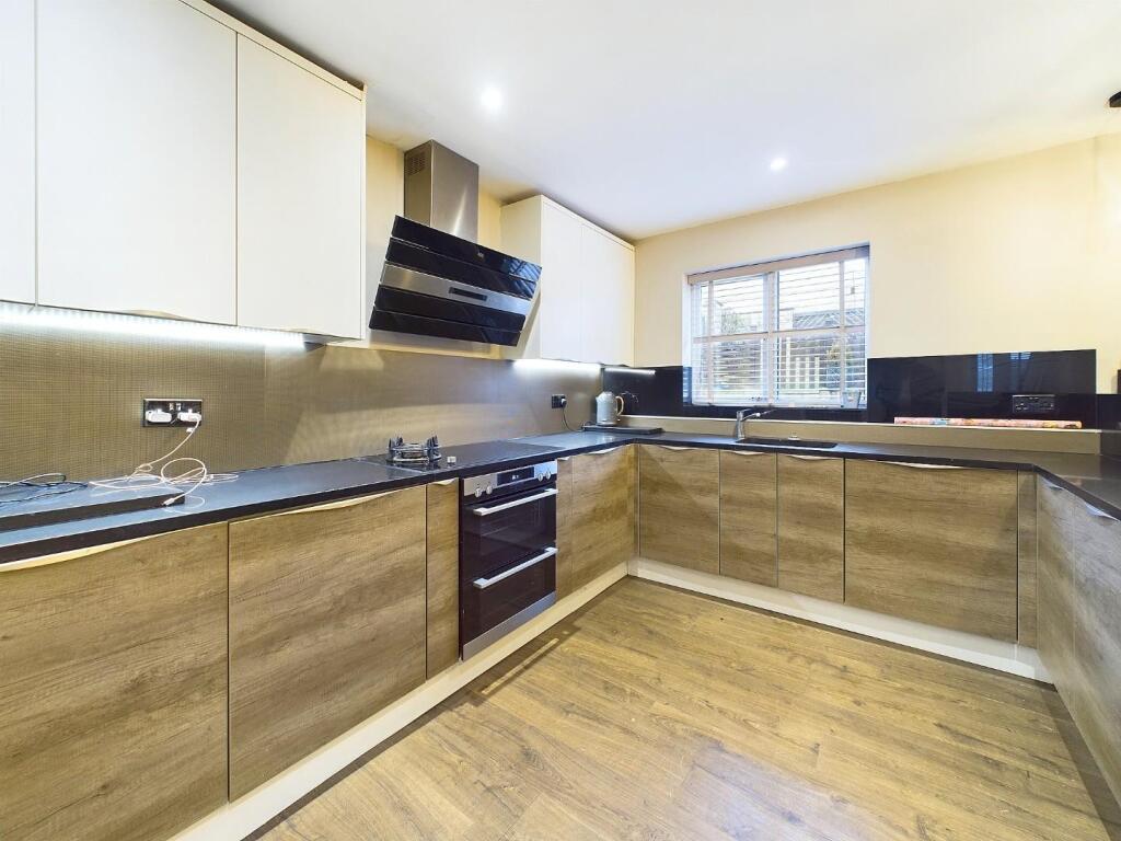 Additional image 4 of Agincourt Drive, Bingley