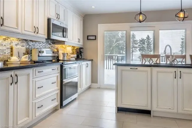 Additional image 9 of 311 8th Concession Rd