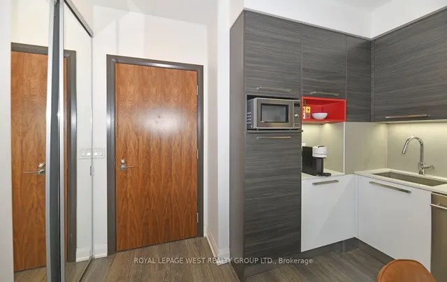 Additional image 6 of 36 Park Lawn Rd Unit 1202