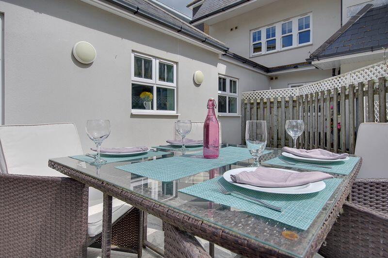 Additional image 27 of 'The Cottage', nr. Beach, Alum Chine, Share of Freehold