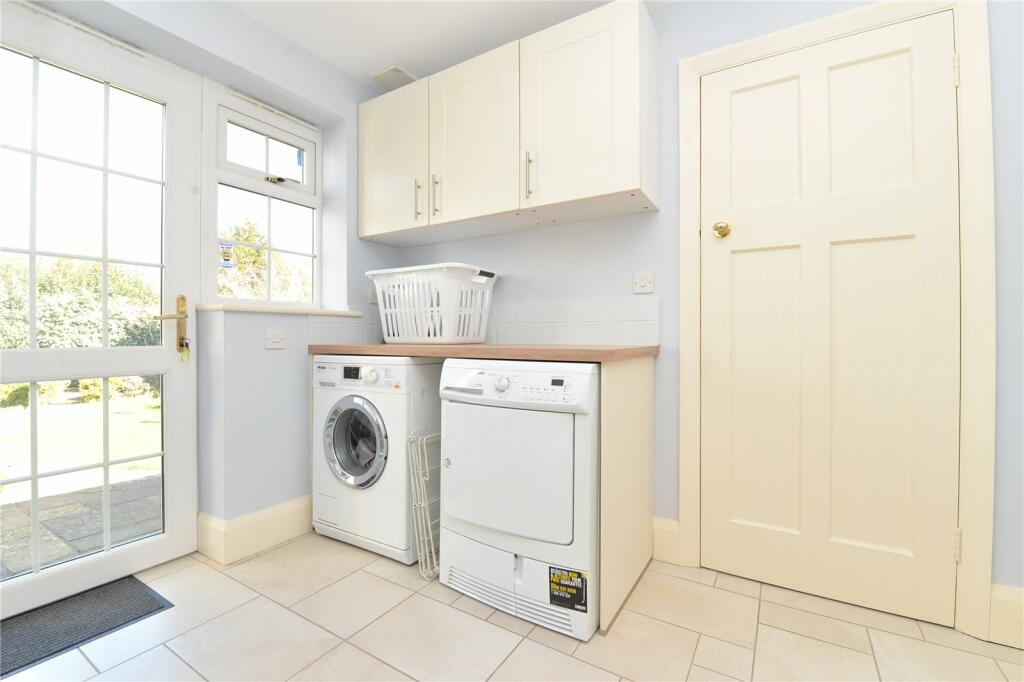 Additional image 4 of Beach Avenue, Barton on Sea, New Milton, Hampshire, BH25